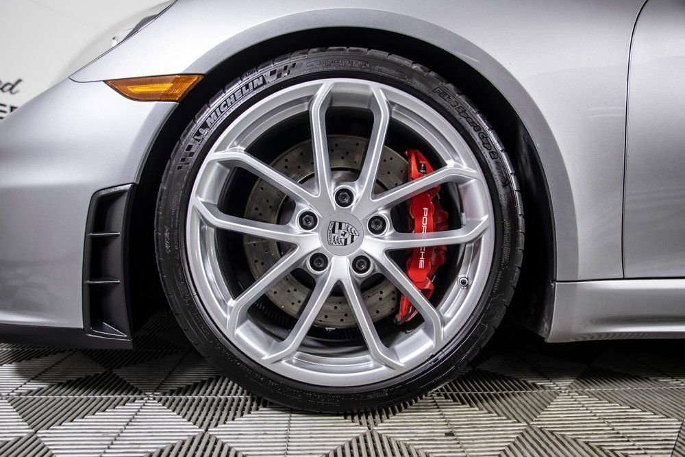 Used 2022 Porsche 718 Boxster Spyder image 34