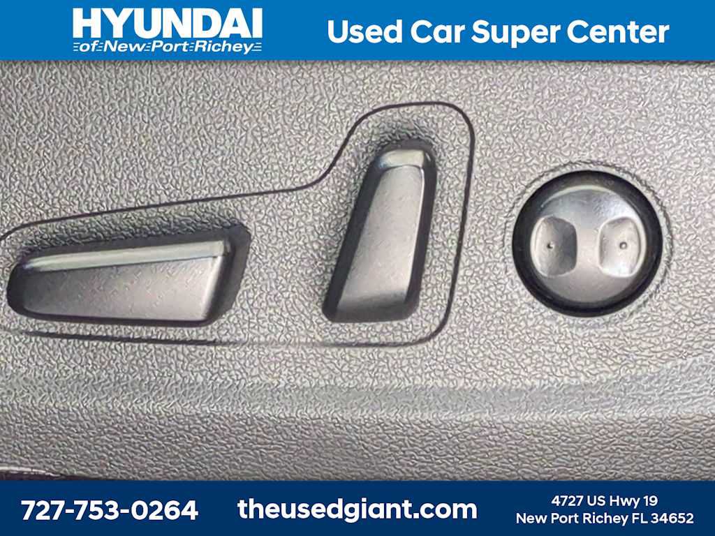 Certified 2022 Hyundai Santa Fe SEL FWD image 21