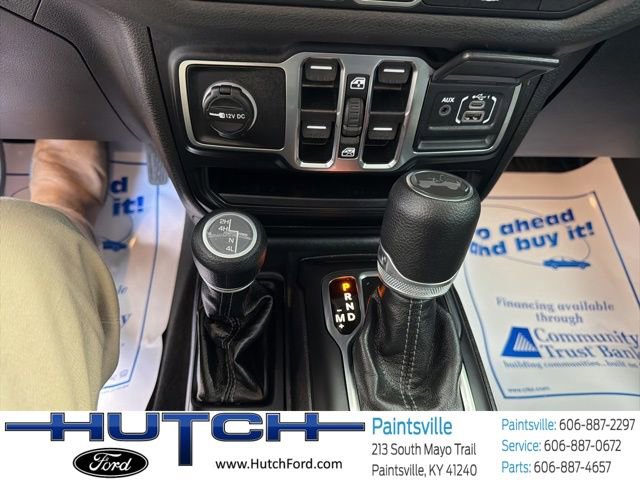Used 2025 Jeep Wrangler Unlimited Sport AWD/4WD image 26