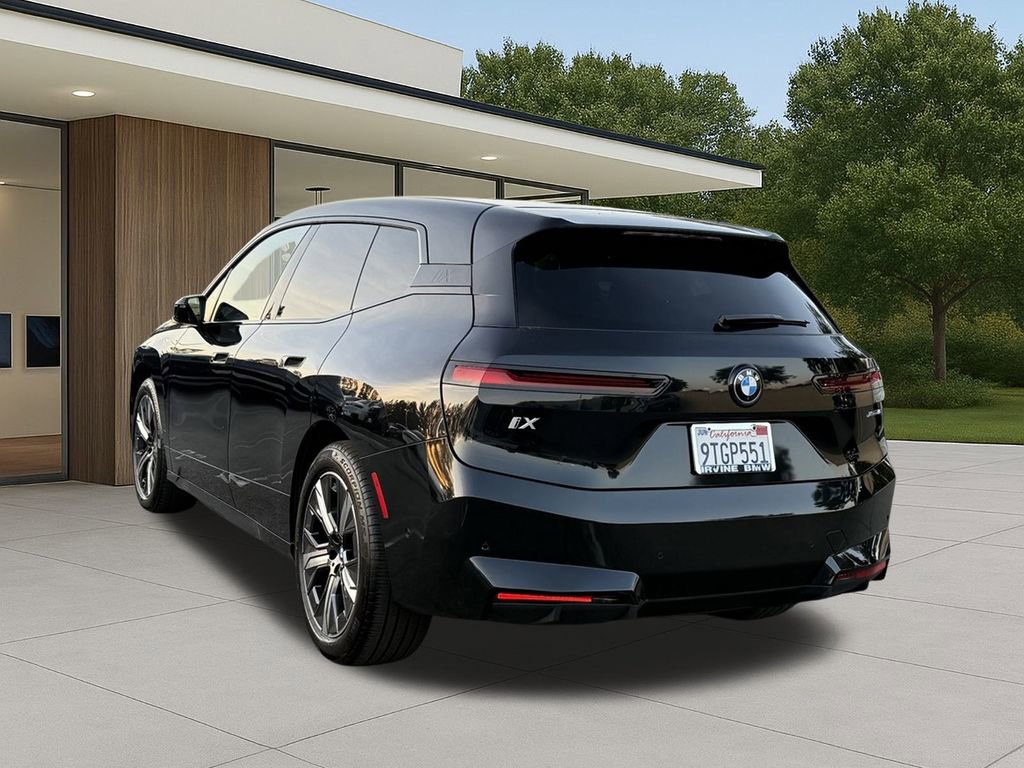 Used 2026 BMW iX xDrive45 image 10