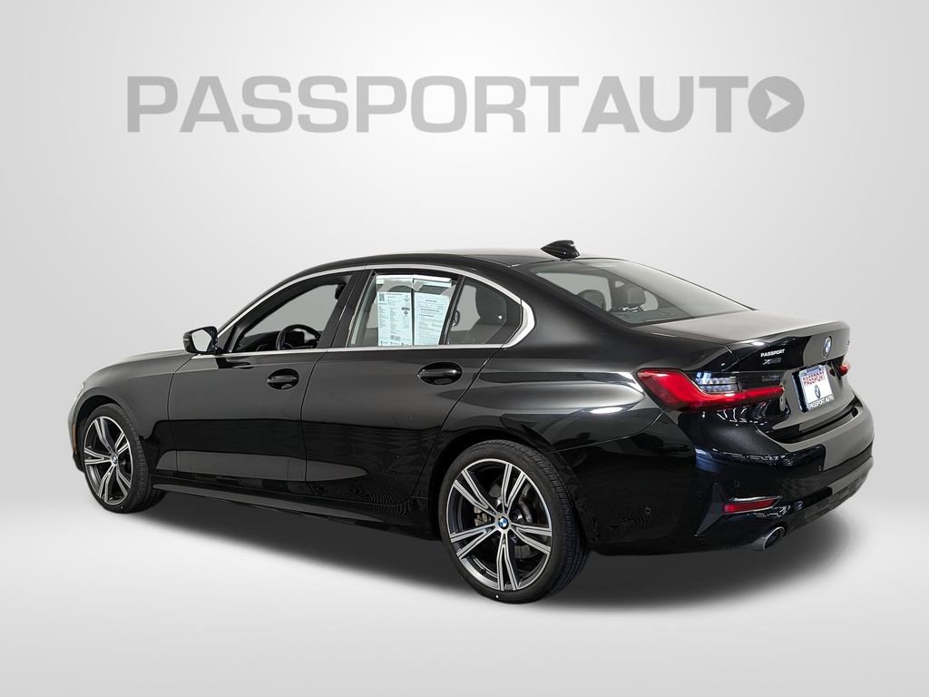 Used 2021 BMW 330i xDrive Sedan w/ Convenience Package image 3
