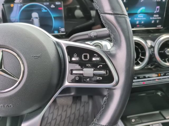 Used 2023 Mercedes-Benz GLB 250 4MATIC image 20