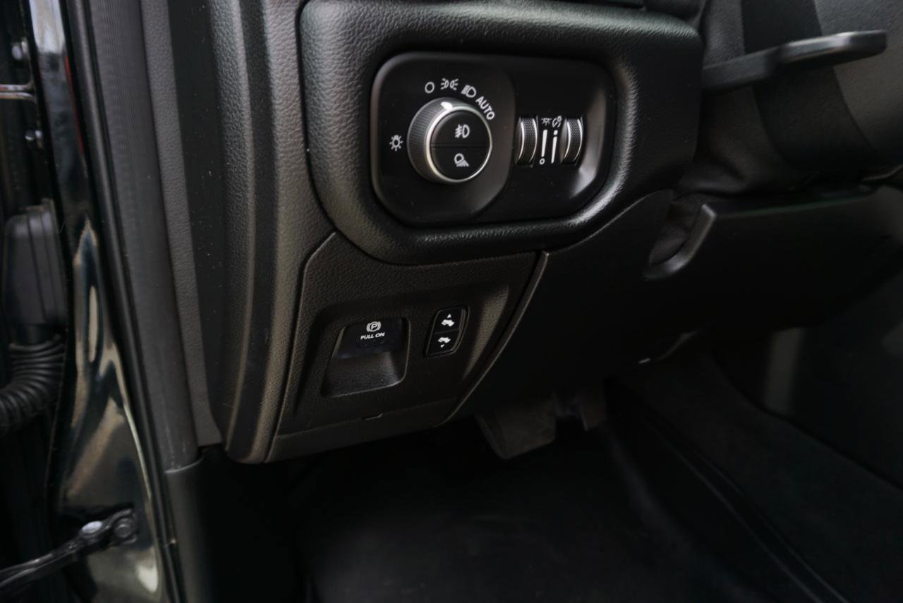 Used 2020 RAM 1500 Laramie AWD/4WD image 14