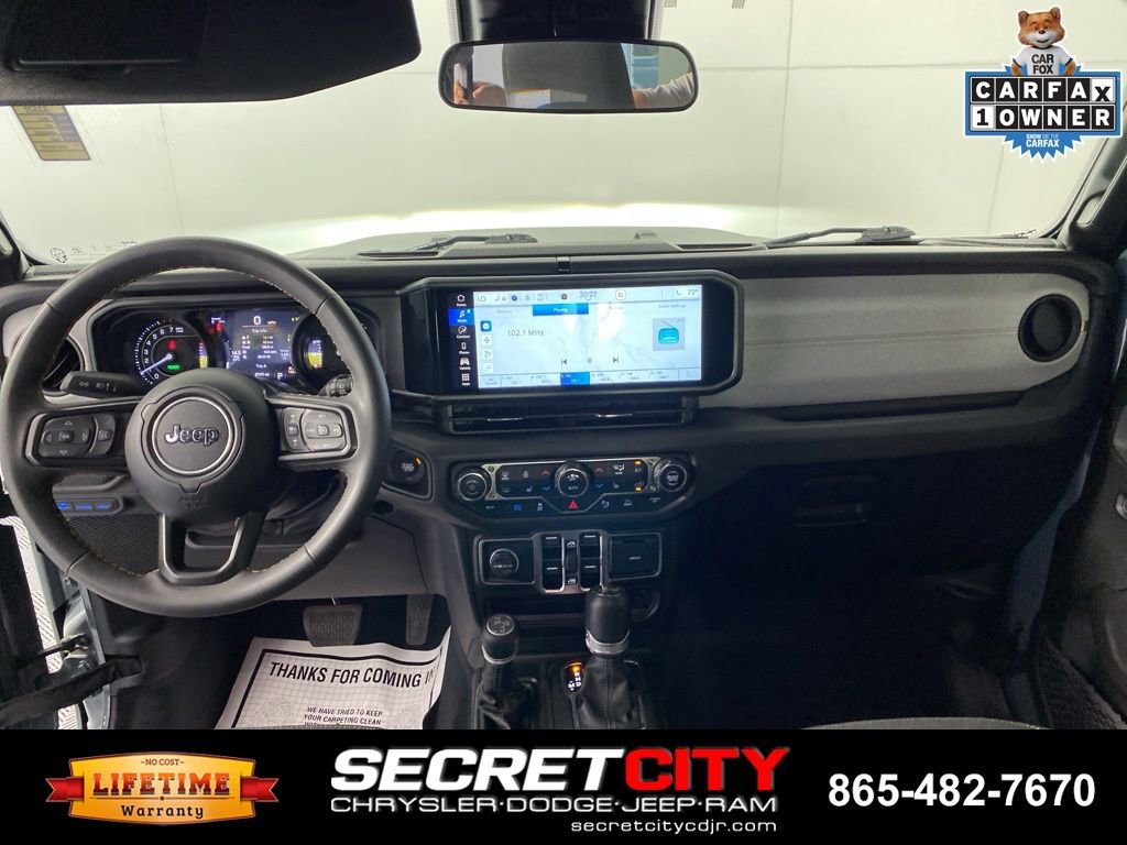 Used 2024 Jeep Wrangler Unlimited w/ Convenience Group AWD/4WD image 28