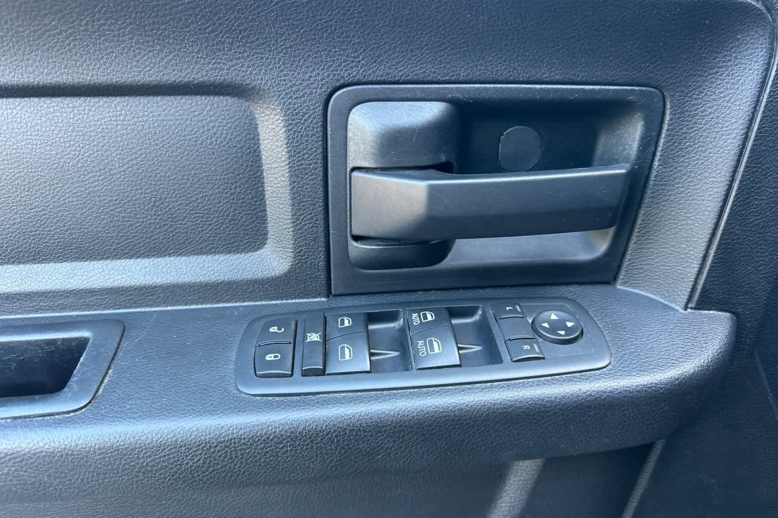 Used 2017 RAM 1500 Tradesman w/ Popular Equipment Group RWD image 12