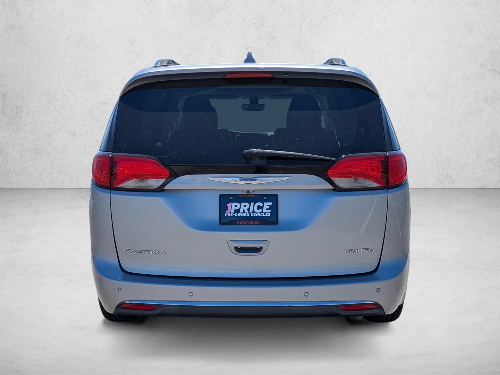 Used 2019 Chrysler Pacifica Limited FWD image 7