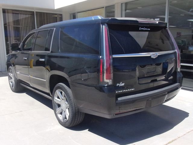 Used 2017 Cadillac Escalade ESV Premium Luxury AWD/4WD image 5