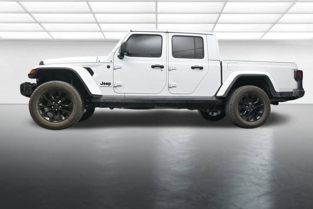 Used 2025 Jeep Gladiator Sport image 21