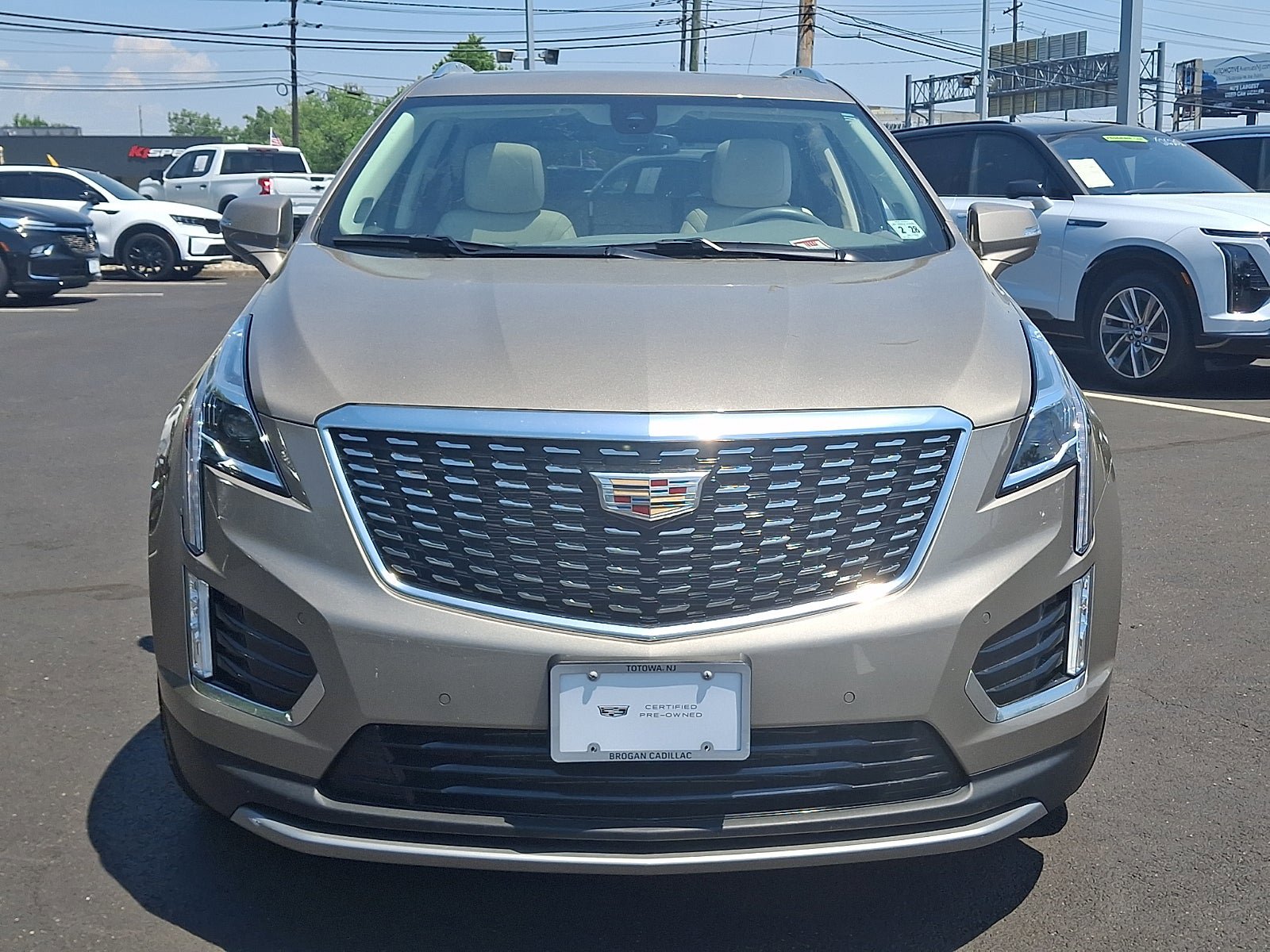 Certified 2023 Cadillac XT5 Premium Luxury AWD/4WD image 8