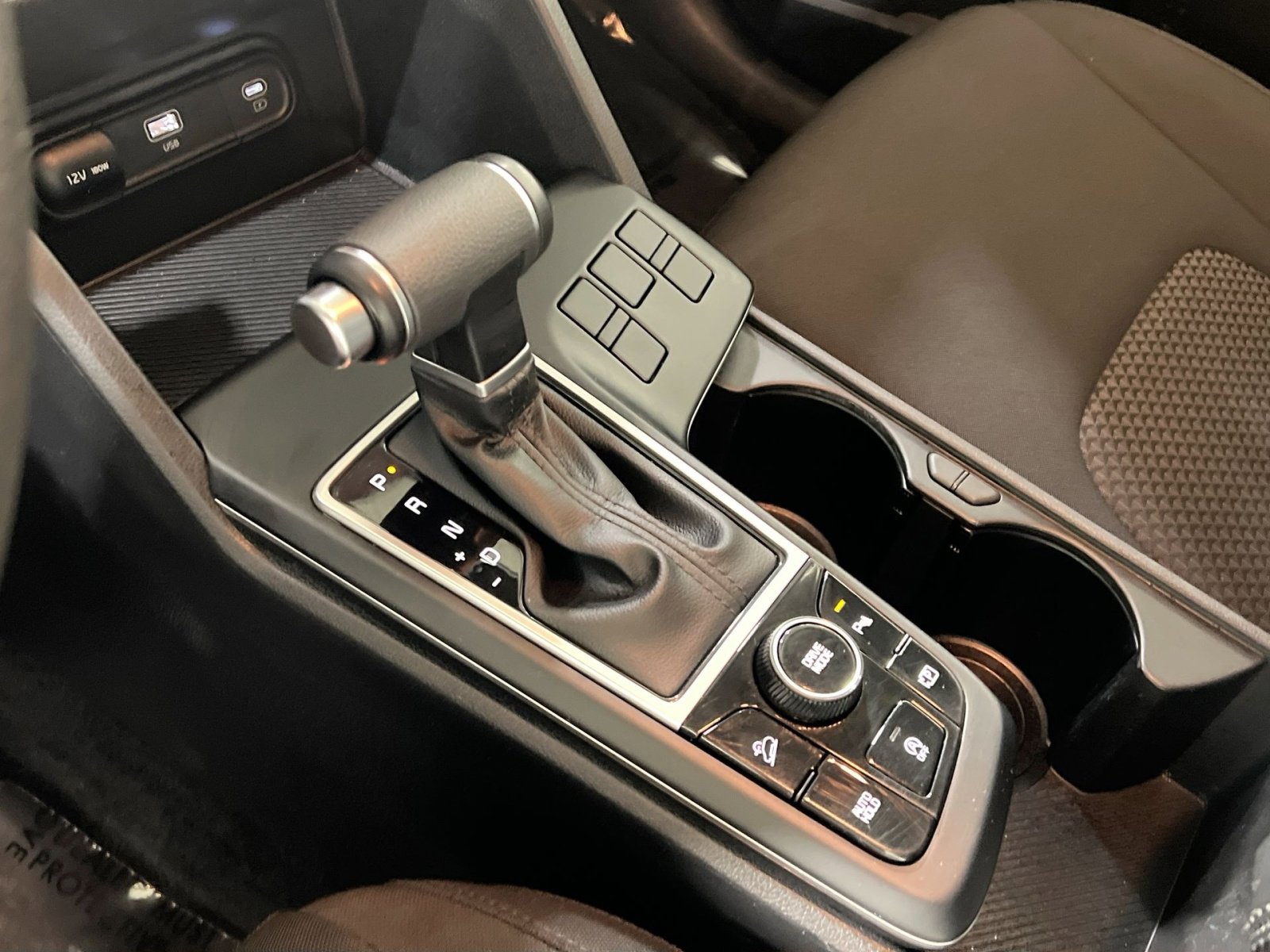 Used 2023 Kia Sportage LX image 20