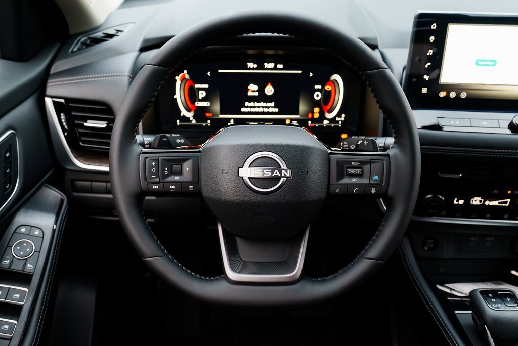 New 2026 Nissan Rogue Platinum image 12