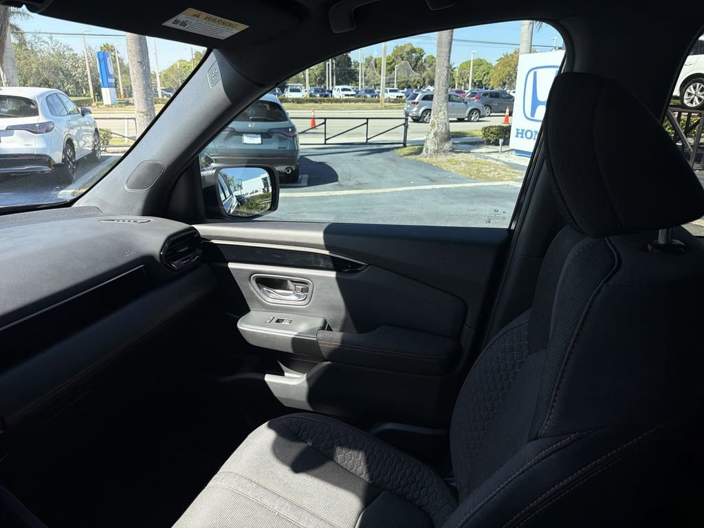 Certified 2023 Honda Pilot Sport image 11