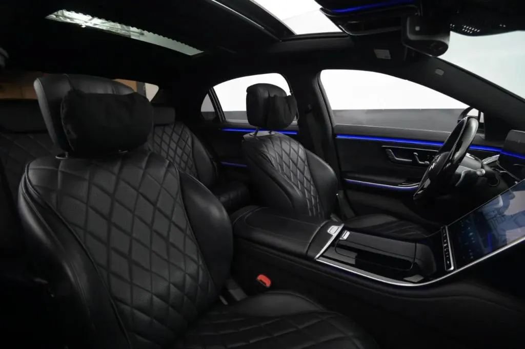 Used 2022 Mercedes-Benz S 580 4MATIC Sedan w/ AMG Line Package image 49