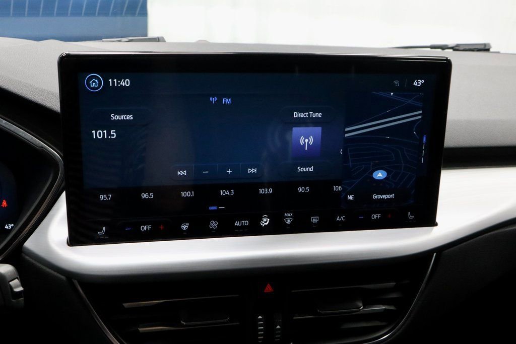 Certified 2024 Ford Escape Platinum image 4