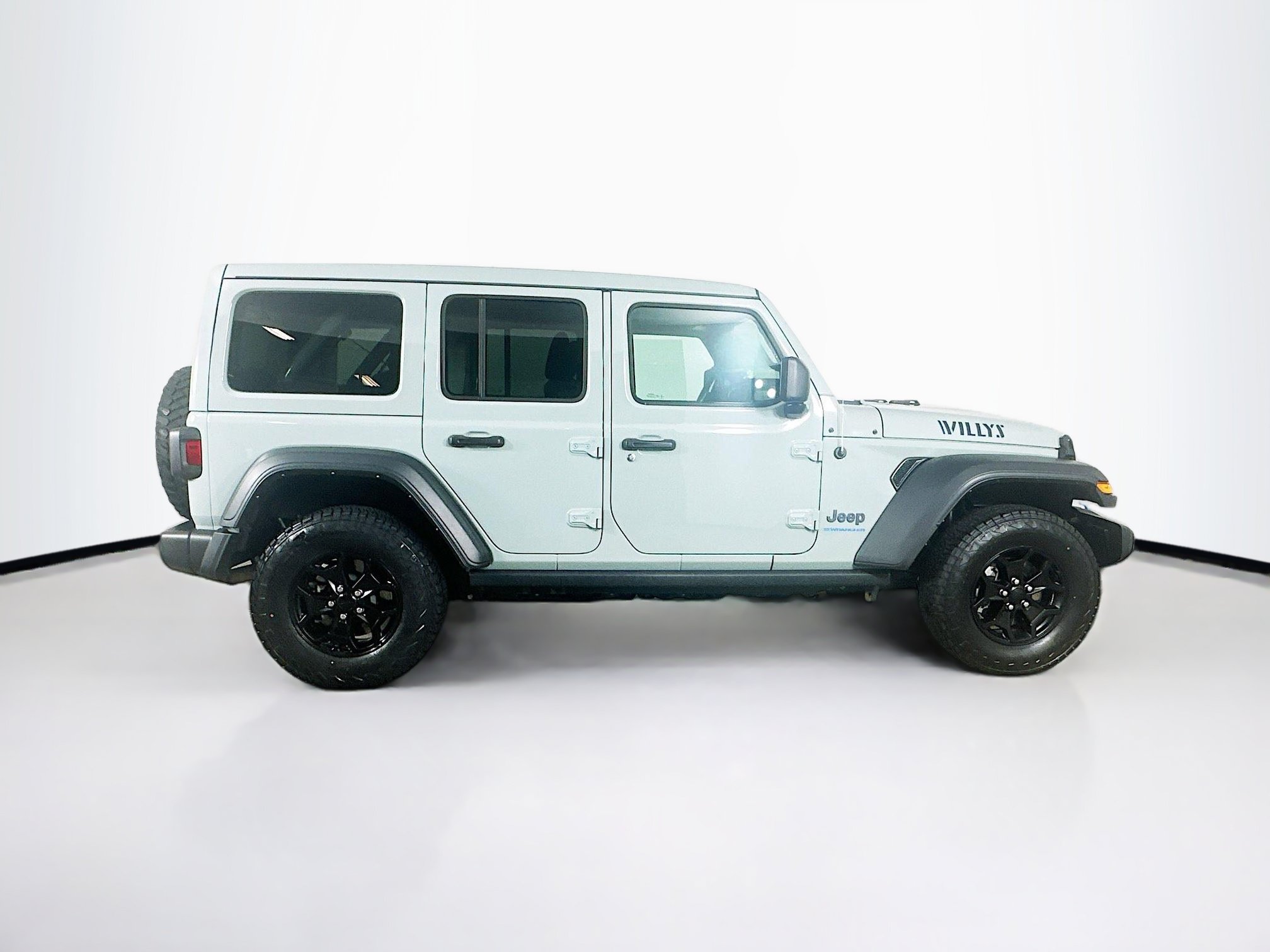 Used 2023 Jeep Wrangler Unlimited w/ Sun & Screen Package AWD/4WD image 10
