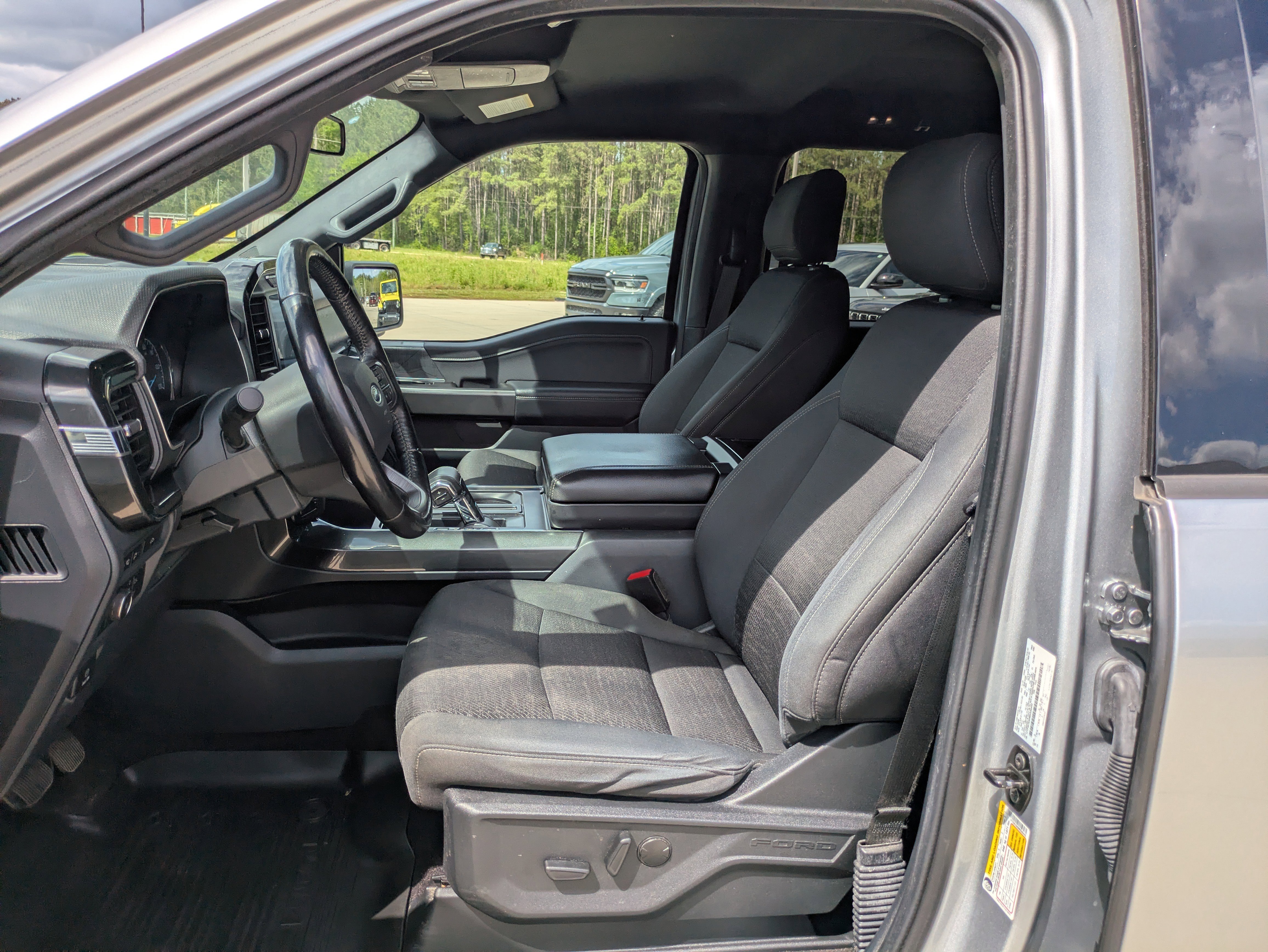 Used 2021 Ford F150 XLT w/ Equipment Group 302A High AWD/4WD image 8