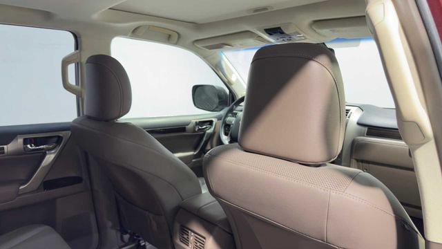 Used 2017 Lexus GX 460 w/ Navigation Package AWD/4WD image 18