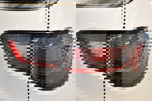 Used 2022 Jeep Compass Latitude w/ Sun and Sound Group image 12