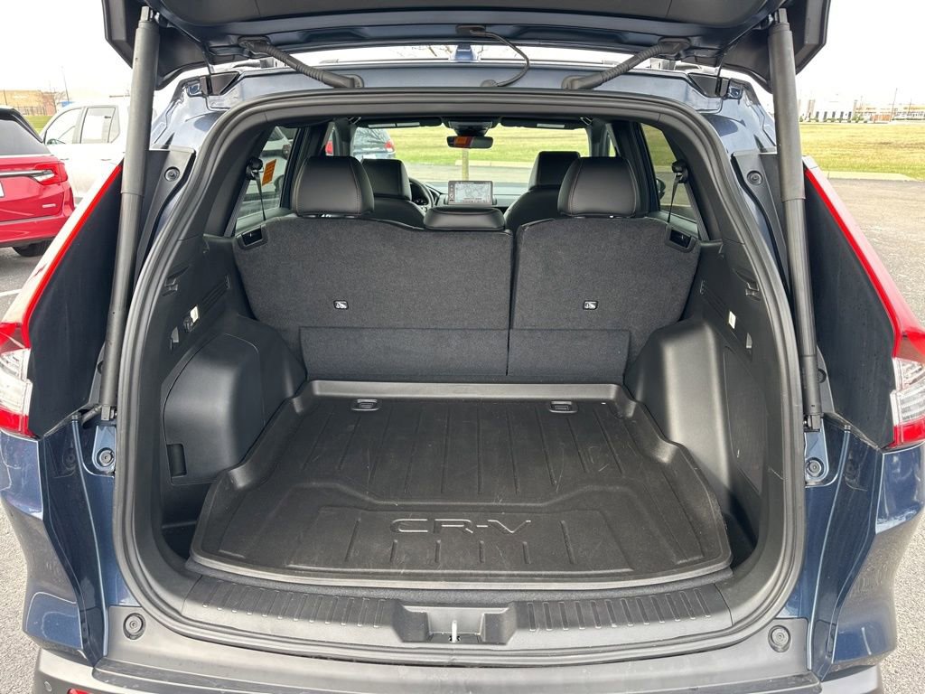 Used 2025 Honda CR-V Sport Touring image 12