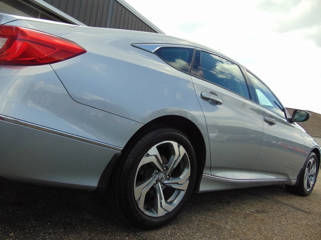Used 2020 Honda Accord EX image 15