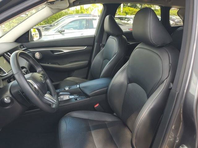 Used 2023 INFINITI QX50 Luxe image 18