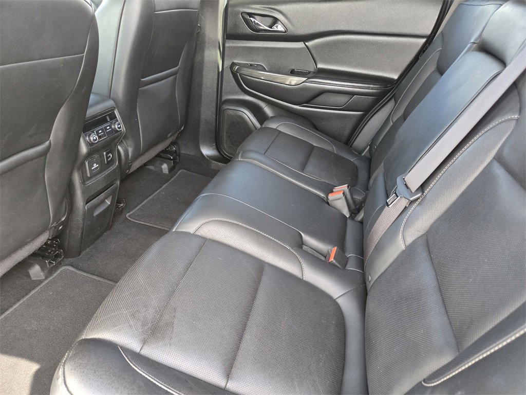 Used 2017 GMC Acadia SLT image 18