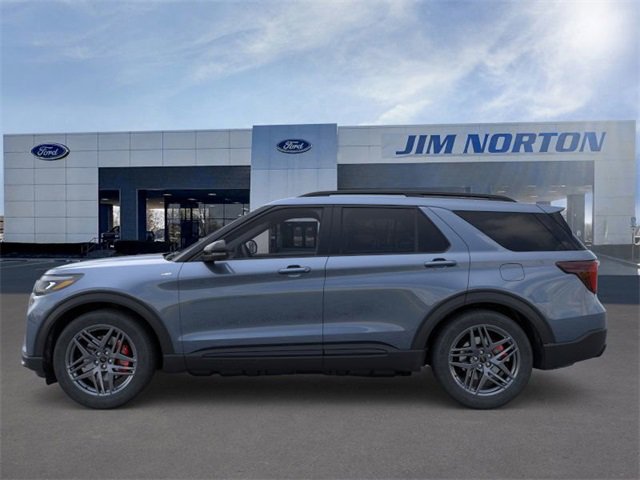 New 2026 Ford Explorer ST-Line w/ ST-Line Street Pack image 3