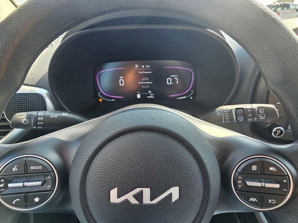 Used 2023 Kia Soul LX image 23
