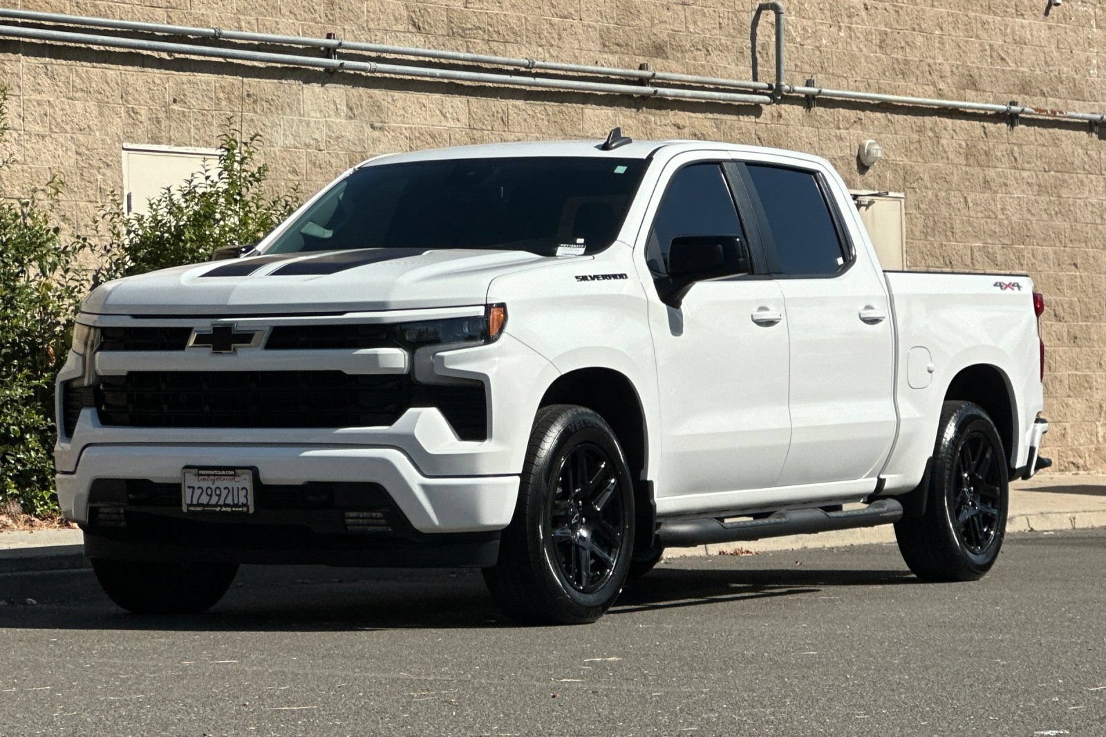 Used 2023 Chevrolet Silverado 1500 RST w/ Rally Edition AWD/4WD image 7