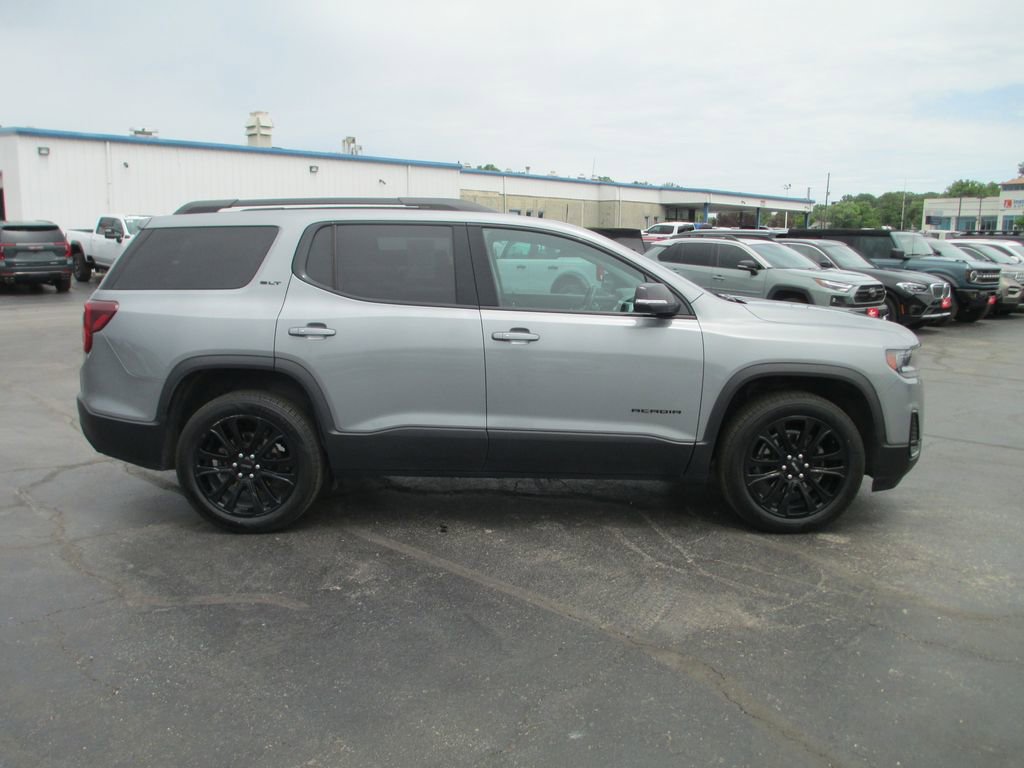 Used 2023 GMC Acadia SLT w/ Elevation Edition AWD/4WD image 4