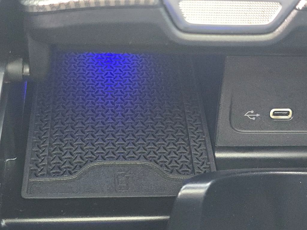 Used 2023 Mercedes-Benz C 300 4MATIC Sedan image 29