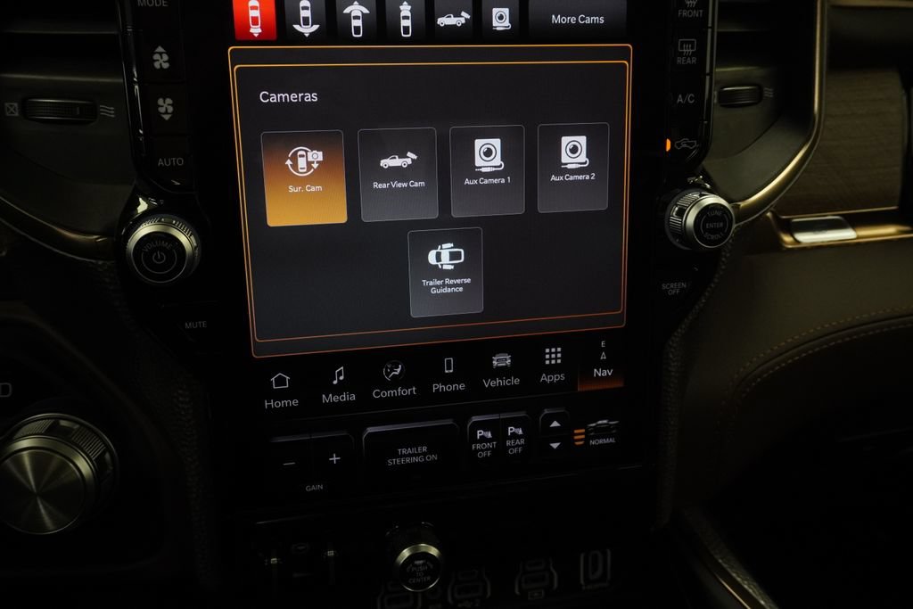 Used 2025 RAM 1500 Limited AWD/4WD image 33