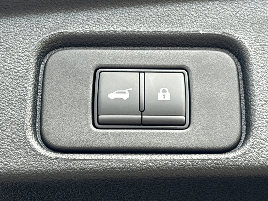 Certified 2025 Nissan Pathfinder Platinum image 27