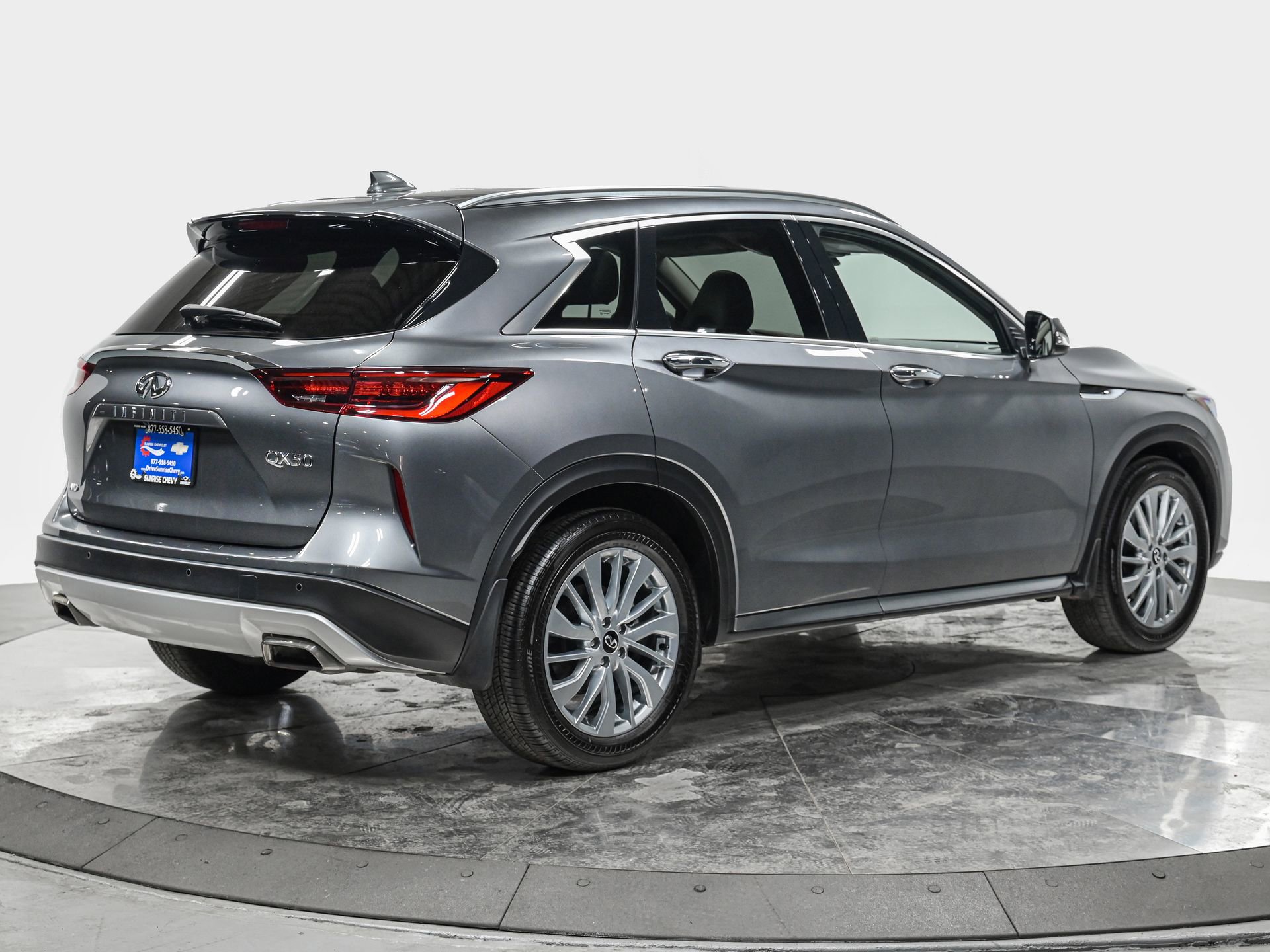 Used 2025 INFINITI QX50 Luxe image 7