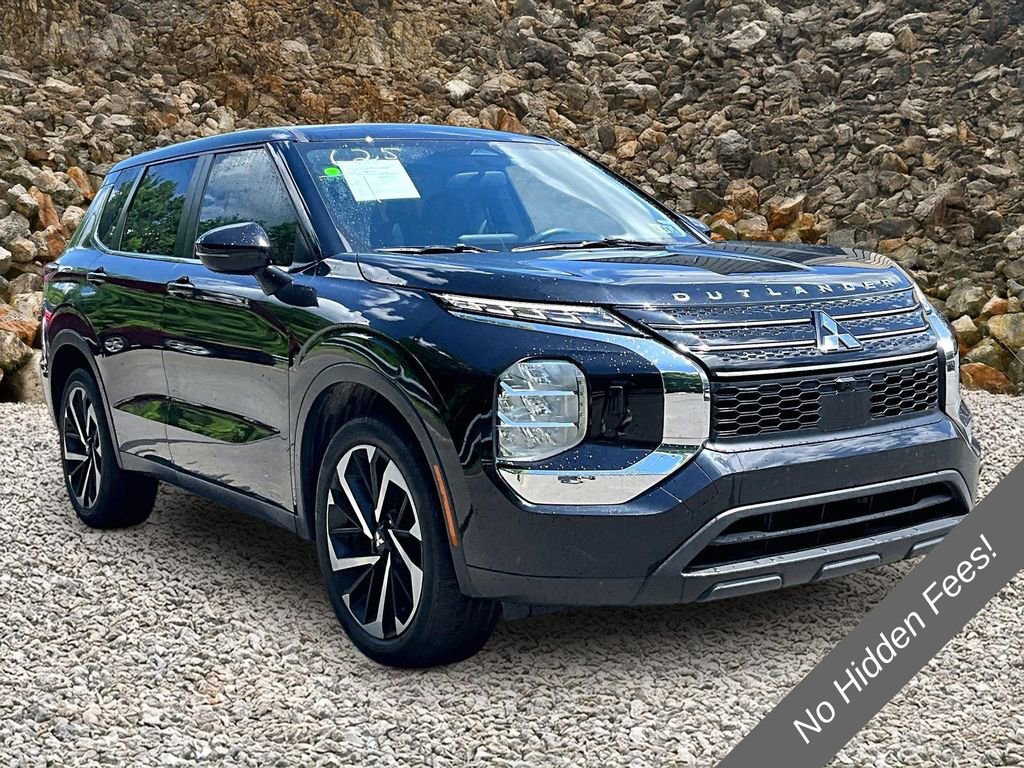 Used 2022 Mitsubishi Outlander ES AWD/4WD image 9