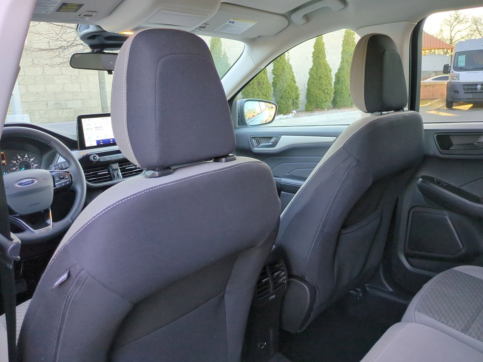 Used 2022 Ford Escape SE w/ Cold Weather Package image 22