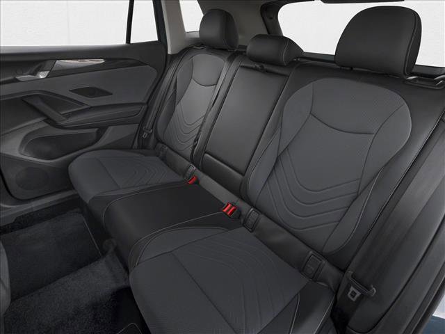 New 2026 Volkswagen Tiguan SE image 9