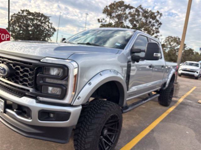 Used 2023 Ford F250 XL w/ STX Appearance Package AWD/4WD image 1