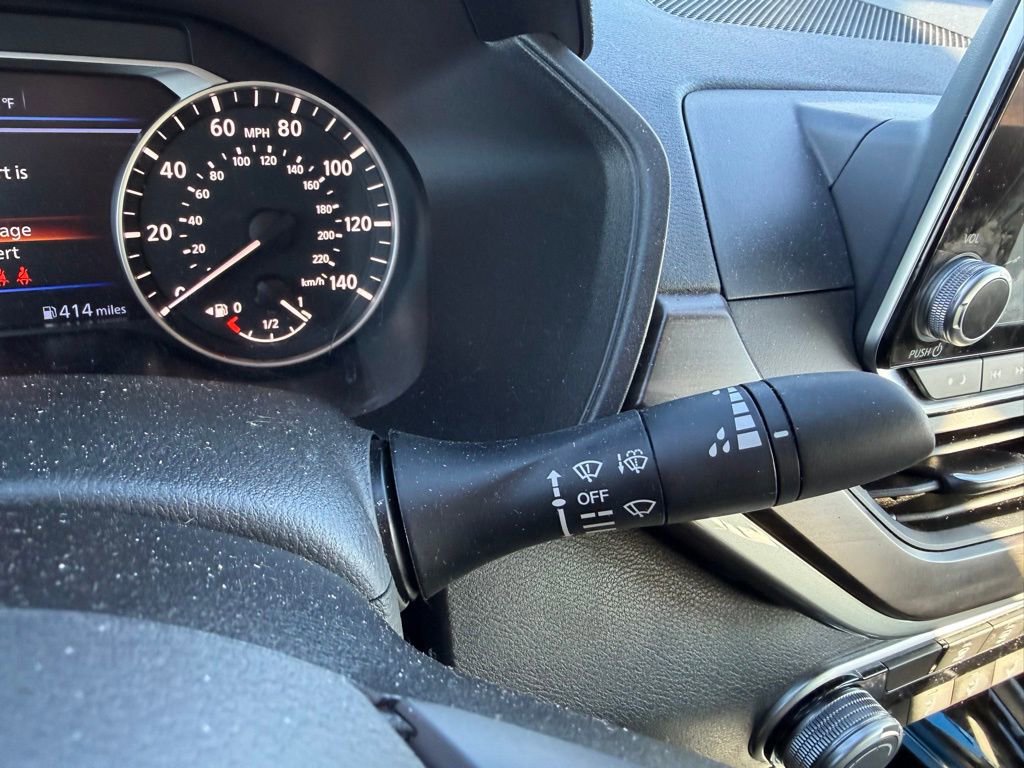 Used 2024 Nissan Altima 2.5 SV image 17