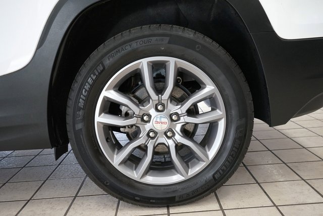 Used 2022 GMC Terrain SLT image 48