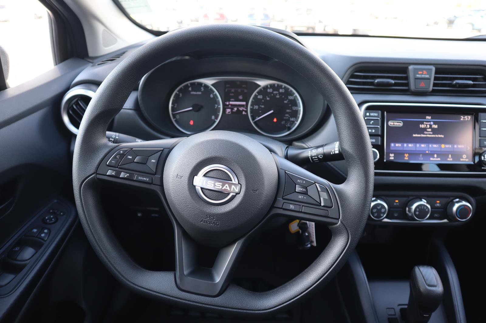 Used 2025 Nissan Versa S w/ Trunk Package image 19