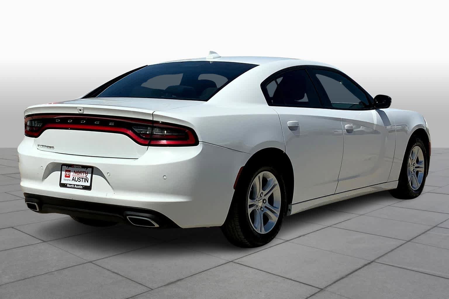 Used 2023 Dodge Charger SXT RWD image 12