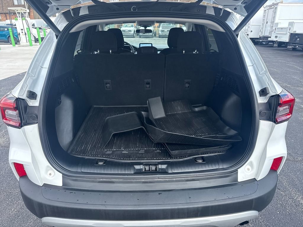 Used 2023 Ford Escape Active w/ Cold Weather Package image 10