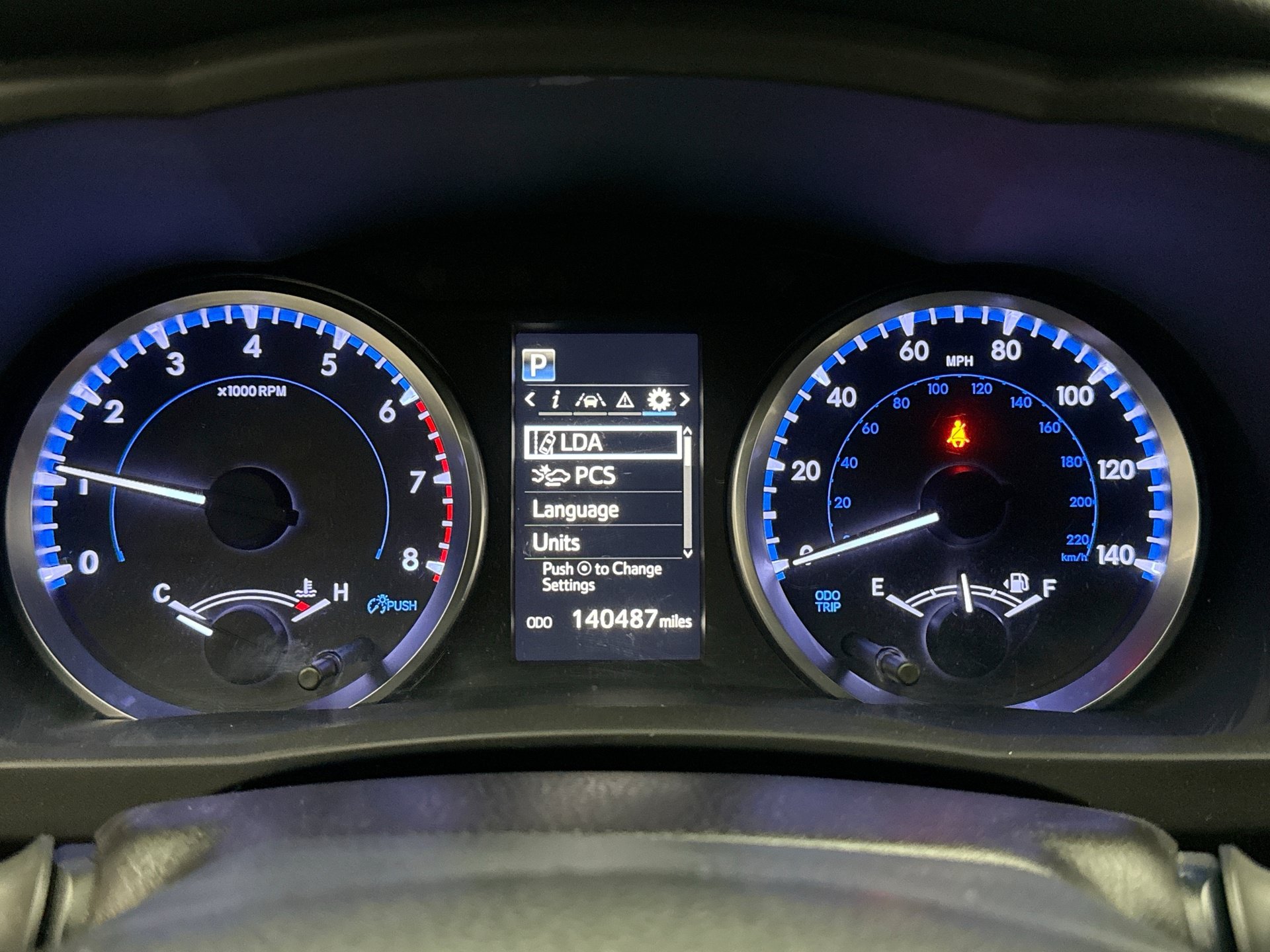 Used 2019 Toyota Highlander LE FWD image 13