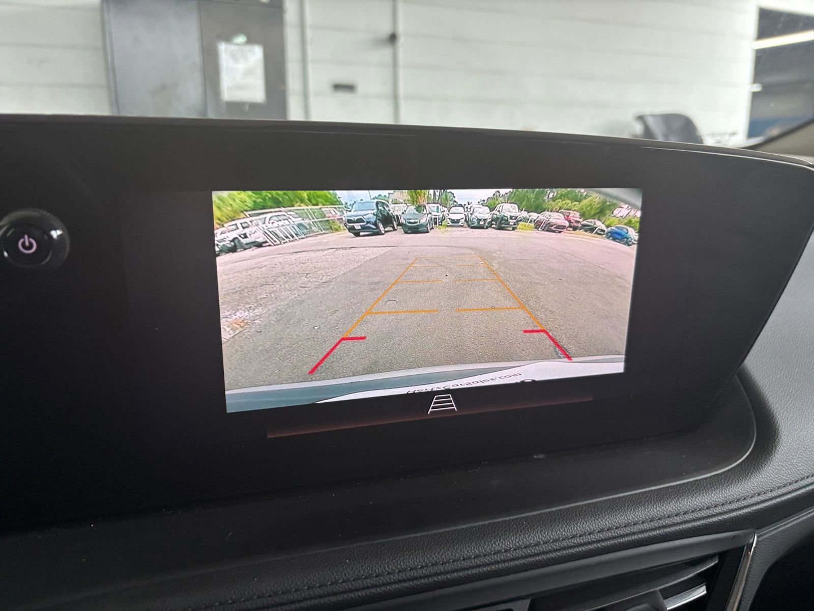 Used 2025 Buick Encore GX Preferred FWD image 25
