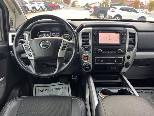 Used 2019 Nissan Titan PRO-4X AWD/4WD image 19