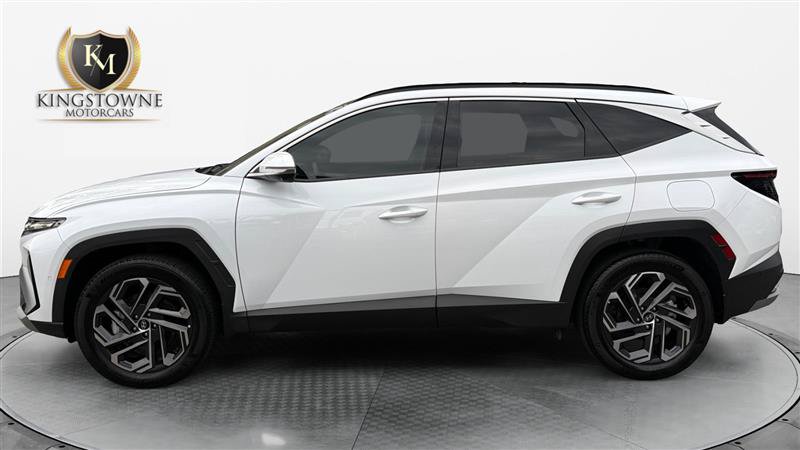 Used 2025 Hyundai Tucson Limited AWD/4WD image 2