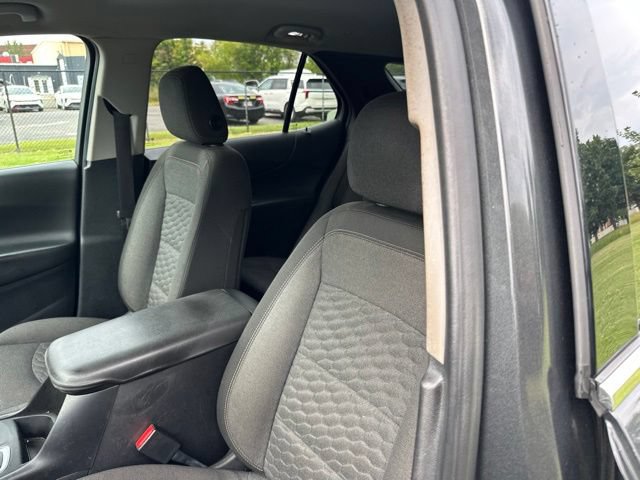 Used 2018 Chevrolet Equinox LT FWD image 8