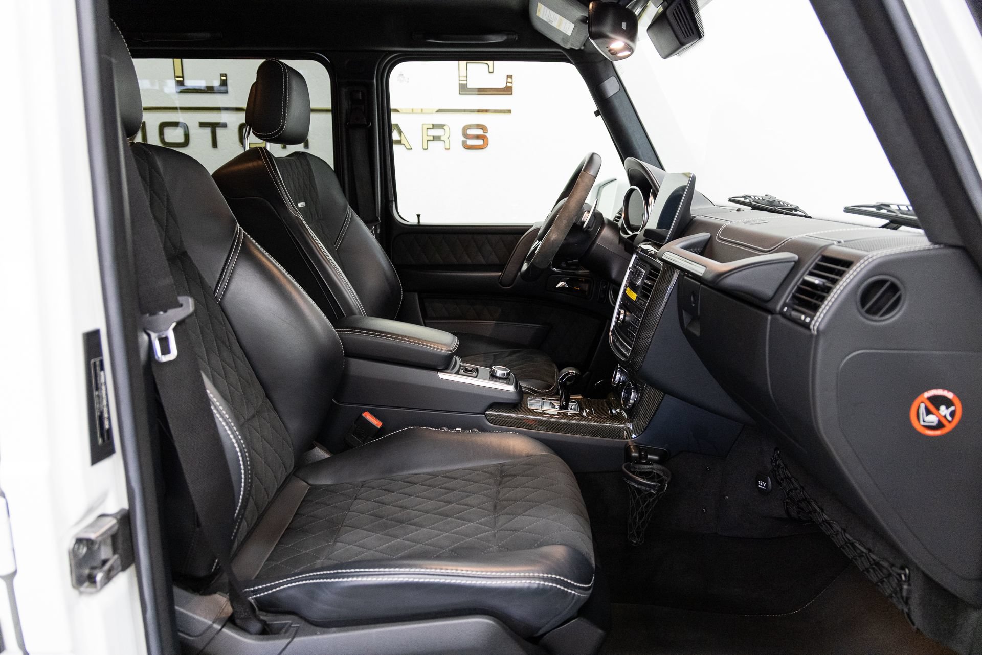 Used 2018 Mercedes-Benz G 550 Squared image 14