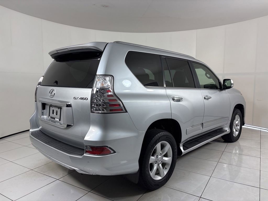 Used 2019 Lexus GX 460 w/ Navigation Package image 5